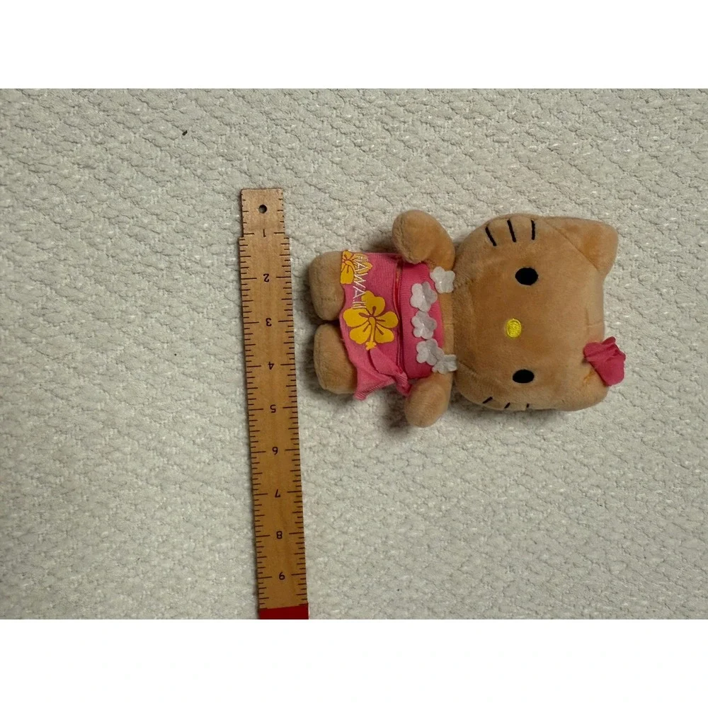 Hello kitty hawaii